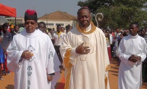 Monsenhor Inácio celebra bodas de ouro de vida Sacerdotal