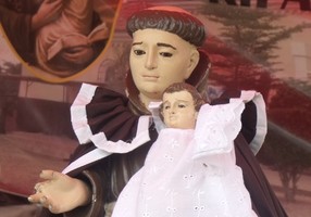 Vem ai a peregrinação diocesana “ Santo António” de Caxito 