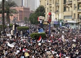 Governo egípcio propõe lei para regular manifestações