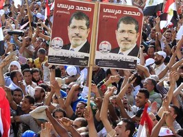 Presidente egípcio não se demite