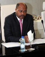 Ministro da Economia promete maior rigor na apresentação de contas