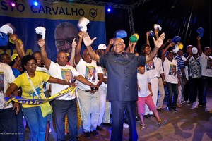 Evaristo de Carvalho foi proclamado vencedor das presidenciais em São Tomé