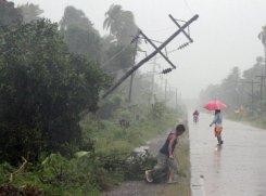 Tufão Bopha provoca 43 mortes em uma cidade das Filipinas