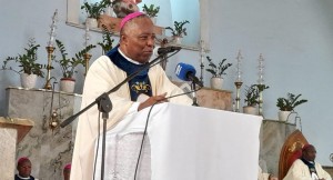 Universidade da igreja ensina e evangeliza o homem de forma integral.