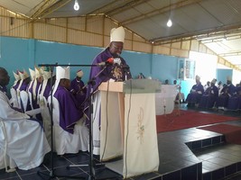 Bispos da CEAST celebram Eucariatia do IVº Domingo da Quaresma com fiéis do Namibe