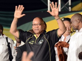 Presidente sul-africano Zuma reeleito para o comando do ANC