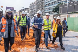 Após 15 anos de paralisação obras no largo do Kinaxixi terminam