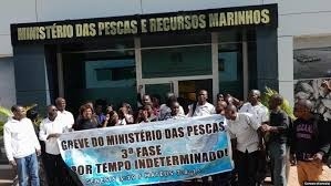 Greve no ministério das pescas e recursos marinhos