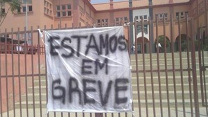 Greve dos professores causa descontentamento de encarregados