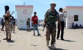 Rebeldes pedem negociação de paz e exigem fim de bombardeios no Iêmen