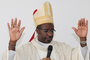 Dom Imbamba apela aos sacerdotes a reflectirem sobre sua identidade