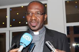 Dom Imbamba reage a posição do PR sobre a emissora católica de Angola 