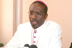  “Gestores desinteressados que amem o povo” recomendação de Dom Imbamba aos políticos africanos