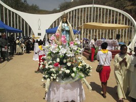 Arcebispo destaca necessidade do amor divino no encerramento das festas de NªSrª do monte 