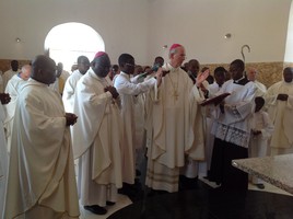 Capela de Santo António sofre remodelação e recebi bênção de restauração