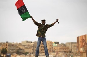 Reino Unido manda sair britânicos de Bengasi e diz que há risco de 
