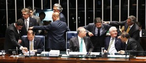 Maioria dos senadores já declarou voto a favor do impeachment