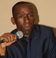 Sociólogo defende que em Angola não existe partido político democrático