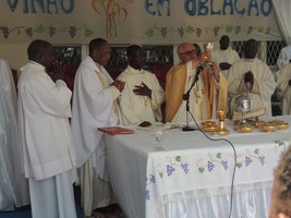Huambo viveu o jubileu dos 25 anos de sacerdócio de 4 padres