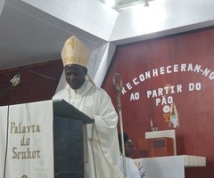 Família igreja doméstica diz Dom Kiala