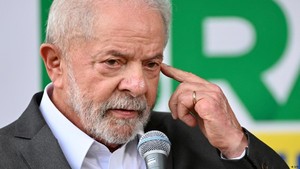 Lula da Silva quer voltar em África