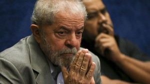 Moro proíbe Lula de ocupar cargos públicos por 19 anos