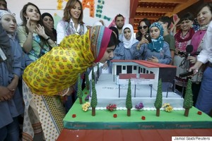  Malala comemora 18 anos e inaugura escola para refugiadas.