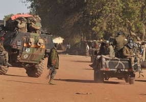 Estratégia islamita no Mali: saquear e semear o caos