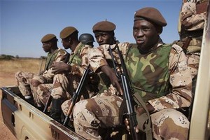 Sequestro de estrangeiros no Saara dá caráter global a guerra no Mali