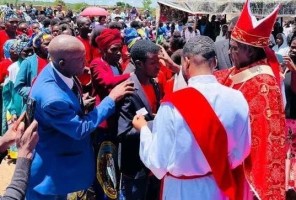 Dom Mbilingi confirma 88 fiéis na comunidade de Nossa Senhora de Fátima