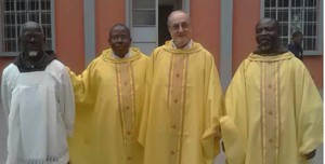 Frades celebram 50 e 25 anos de vida sacerdotal