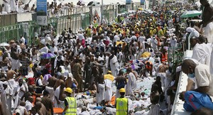 Ministro saudita atribui responsabilidade da tragédia aos peregrinos