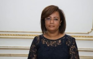 Ministra do ambiente rompe silêncio e contraria denúncias