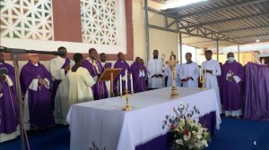 Arcebispo do Huambo considera desumano assassinato do padre vasco