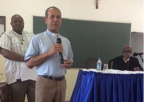 Missionários de Luanda reunidos para concertar agenda para os próximos tempos 