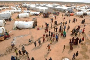 Campos de refugiados acolhem deslocados de guerra