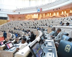 Política fiscal vigente em Angola não estimula crescimento de pequenas e médias empresas