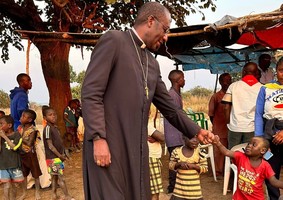 D.Imbamba renova apelos a melhoria do sistema de ensino das crianças em Mukonda