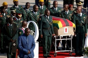 Exéquias de Mugabe no Estádio Nacional de Harare