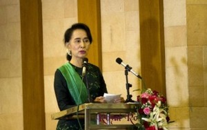 Parlamento rejeita revisão da Constituição da ditadura militar no Myanmar