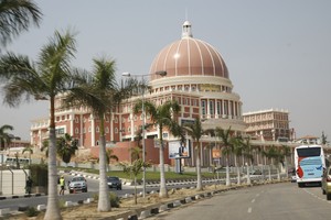 Actividades no novo edifício do parlamento angolano devem arrancar neste ano legislativo 