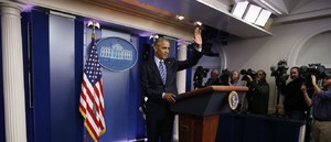Obama volta a defender a mudança (de Trump) na última conferência de imprensa