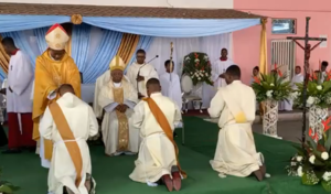 Frades dominicanos em Angola ganharam 3 novos sacerdotes