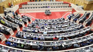 Angolanos rendem homenagem ao antigo Presidente da Assembleia Nacional