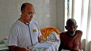 Ébola mata sacerdote espanhol