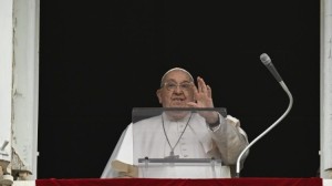 Papa: diante dos medos e das forças perturbadoras do mal, o Senhor nos dá esperança