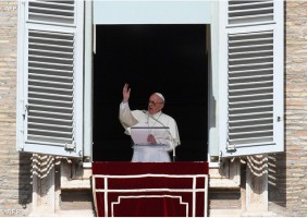 Papa no Angelus: não fechemos o coração aos que nos ofendem