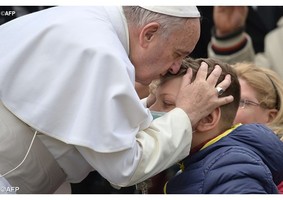 Papa rejeita uso do nome de Deus para justificar violência