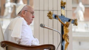 O Papa: precisamos de paz neste tempo de guerra mundial