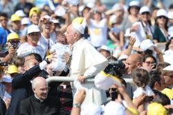 Papa Francisco: sim à cultura do encontro, para os menores acolhimento e protecção